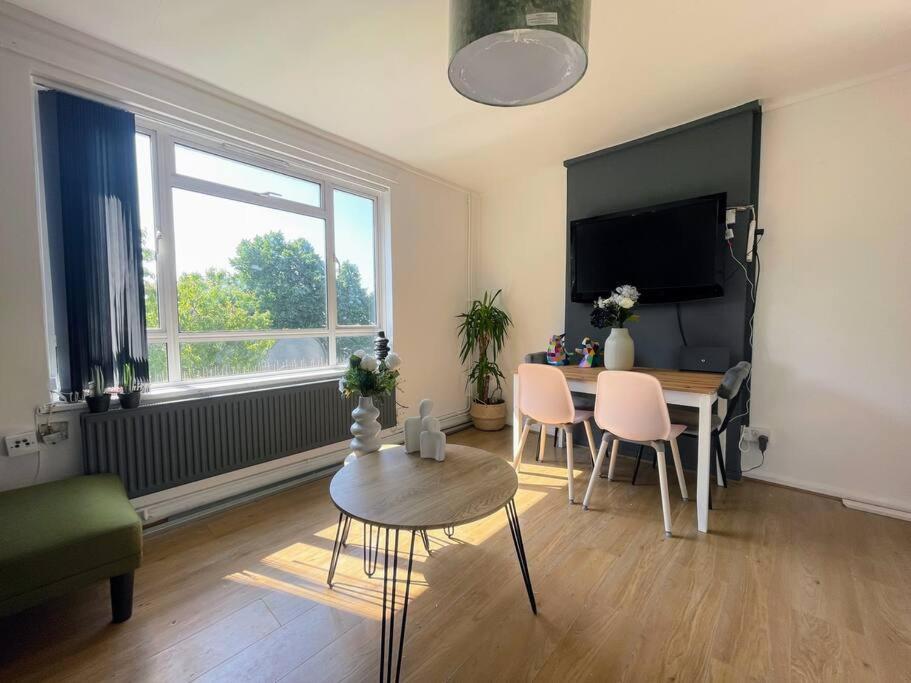 Stylish 2 Bedroom Flat In Angel Location Apartamento Londres